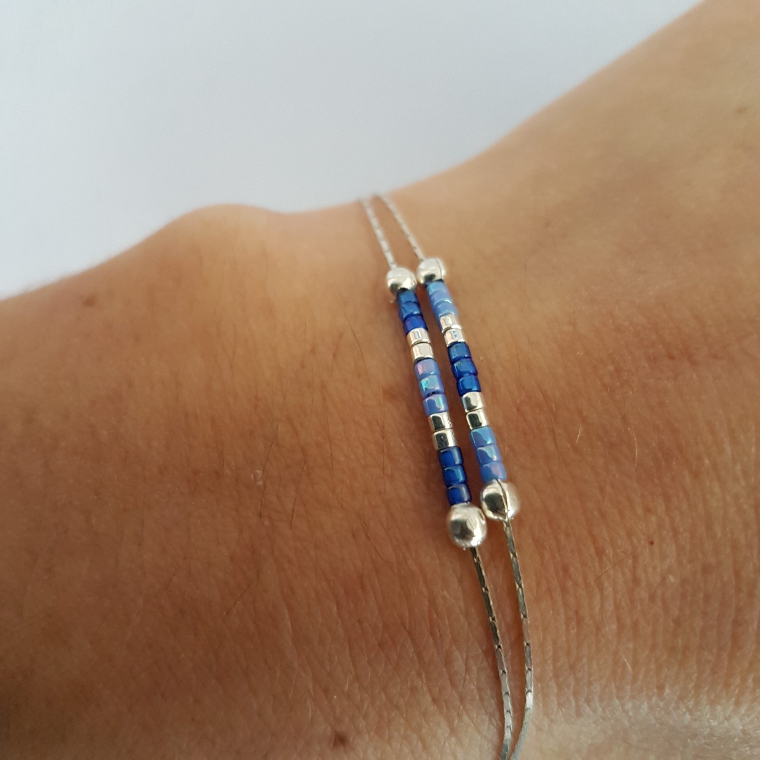 Cadeau Bijou artisanal lyon Bracelet Les petits cumulables bleu argent 925 miyuki